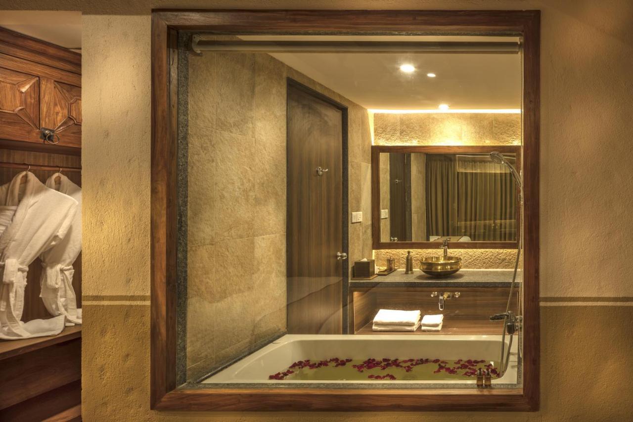 Nepali Ghar Hotel Katmandu Zewnętrze zdjęcie